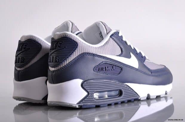navy blue and white air max
