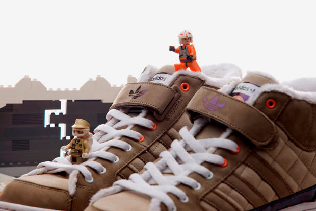 http://nicekicks.com/files/2010/03/star-wars-x-clot-x-adidas-originals-skate-high-hoth-1.jpg