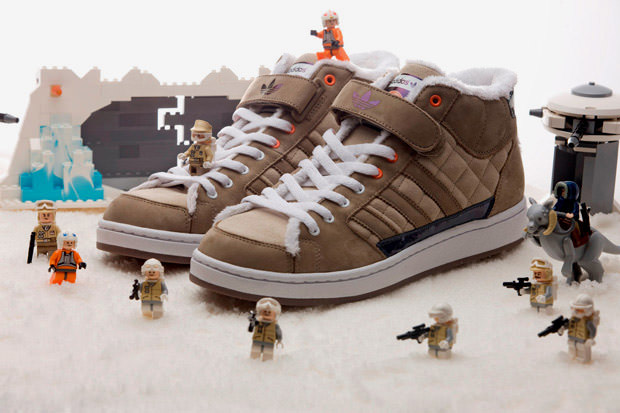 http://nicekicks.com/files/2010/03/star-wars-x-clot-x-adidas-originals-skate-high-hoth-6.jpg