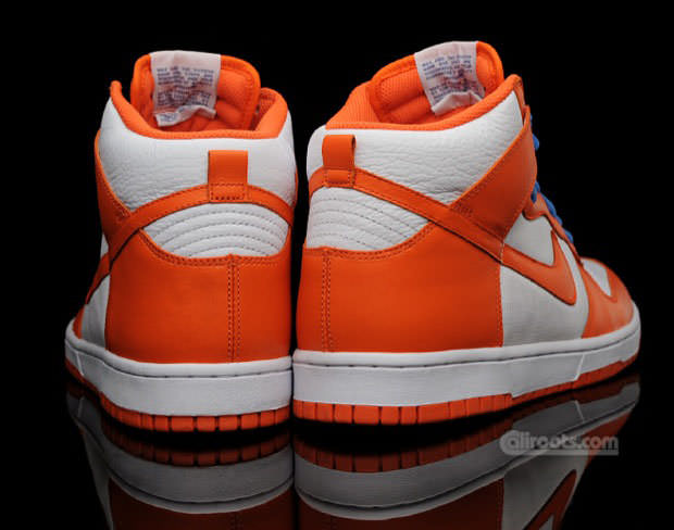 Unboxing the just dropped Total Orange Nike Dunks 🍊 … #nike