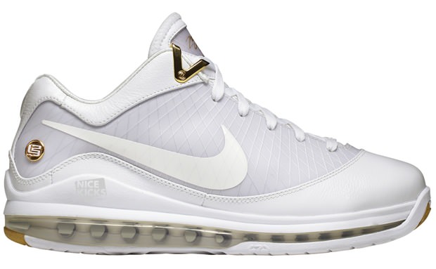 Nike Air Max LeBron VII Low White/Metallic Gold