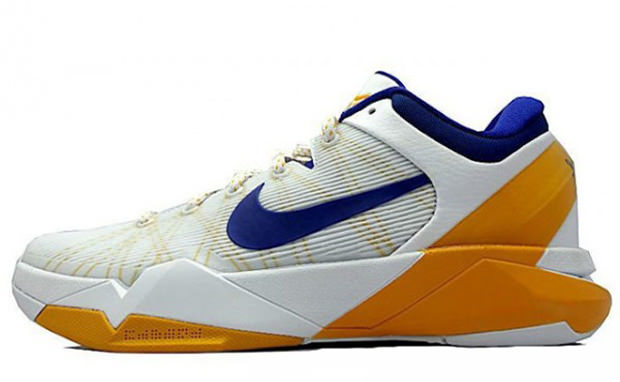 Nike Zoom Kobe VII \