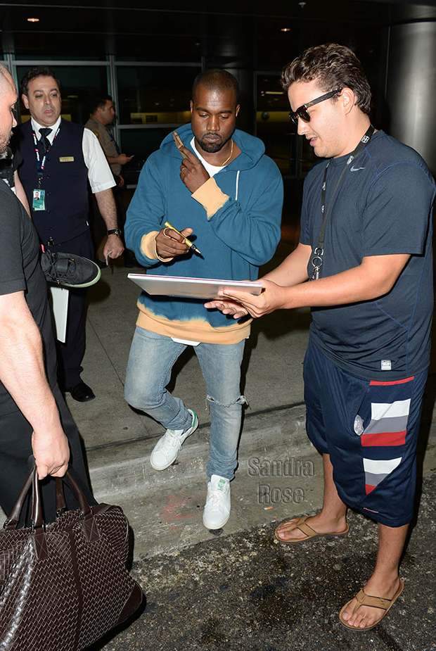 Kanye West Wears adidas Stan Smith in Paris  Stan smith outfit men, Stan  smith outfit, Adidas stan smith outfit