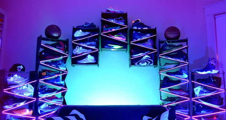 Sole Stacks Offers Gallery Style Sneaker Displays