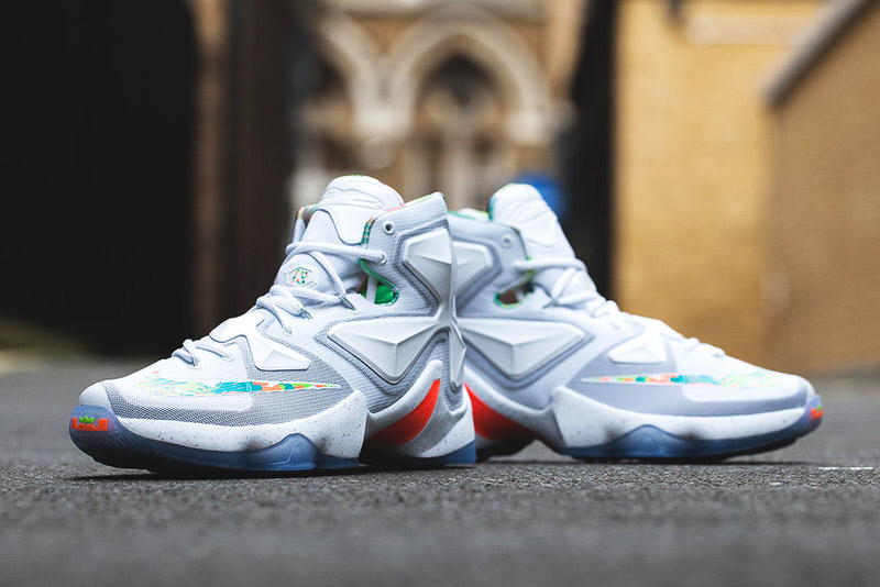 lebron 13 easter edition
