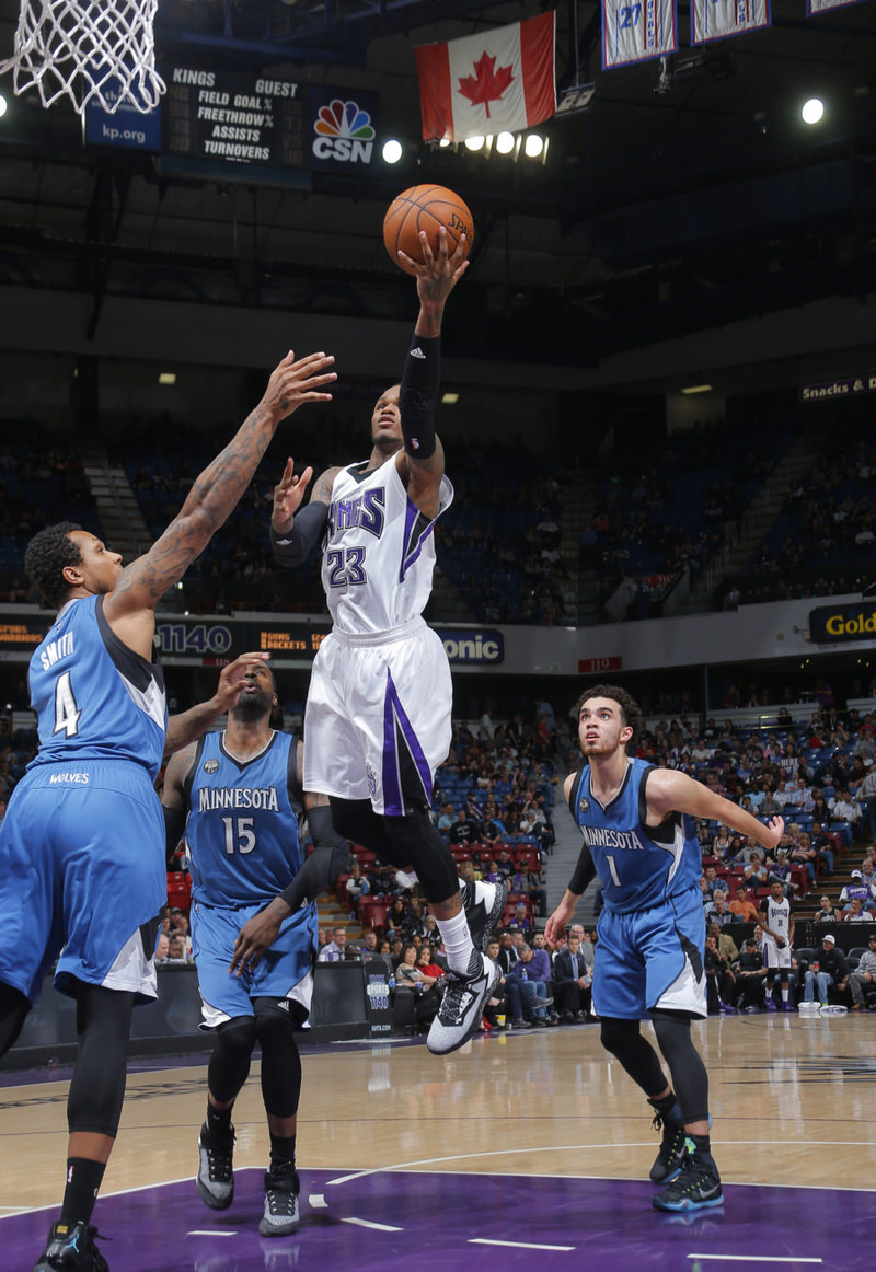 Ben Mclemore in the adidas D Lillard 2 "Static"