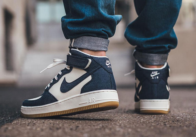 nike air force 1 and jeans