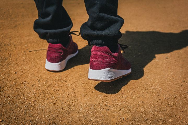 saucony shadow red burgundy