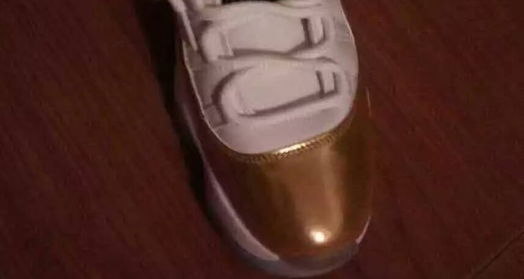 Nike Air Jordan 1 Low Triple White 553558-130 Men S 7 Wome1 Low Gold