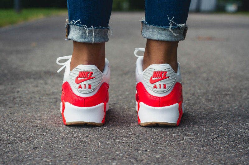 Nike Air Max 90 Essential Summit White/Bright Crimson