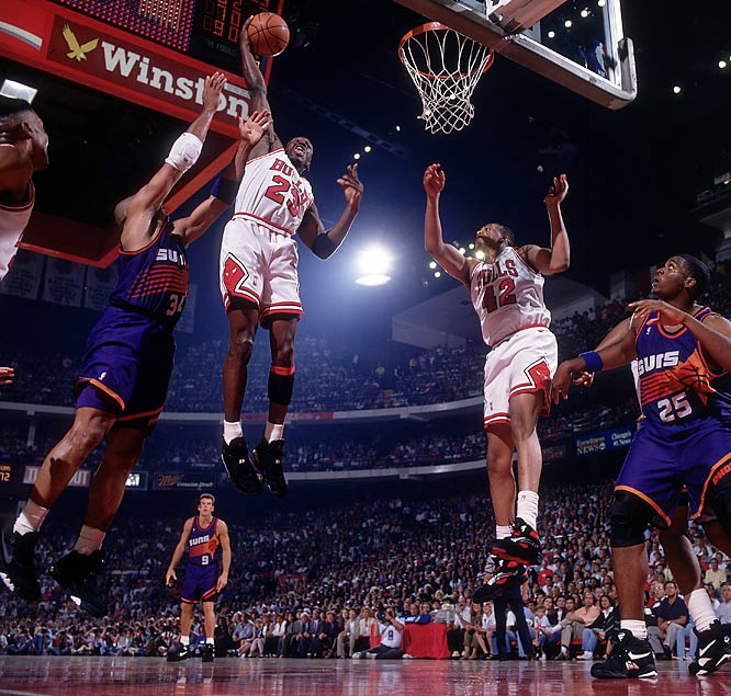 Forgotten Michael Jordan teammate reveals NBA legend's iconic speech on  team plane ahead of 1993 NBA Finals victory