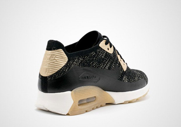 black and gold womens nikes