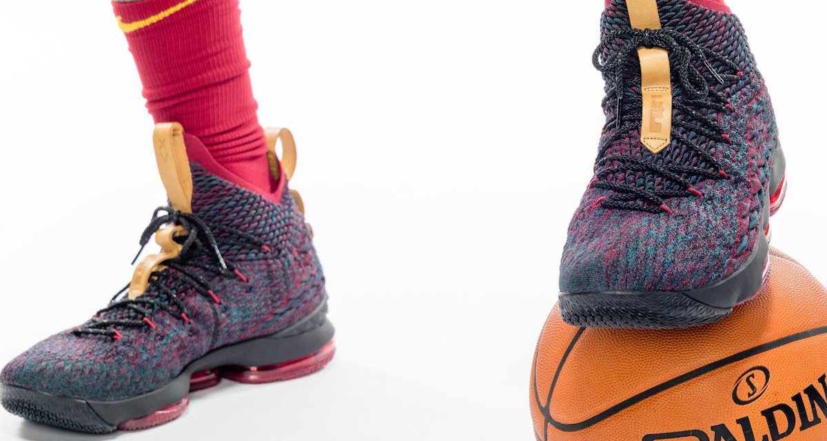Nike LeBron 15 - Cavs Colorway