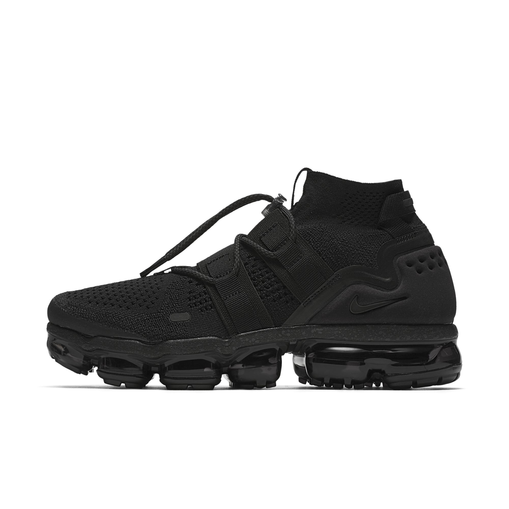 nike air vapormax flyknit utility black and white