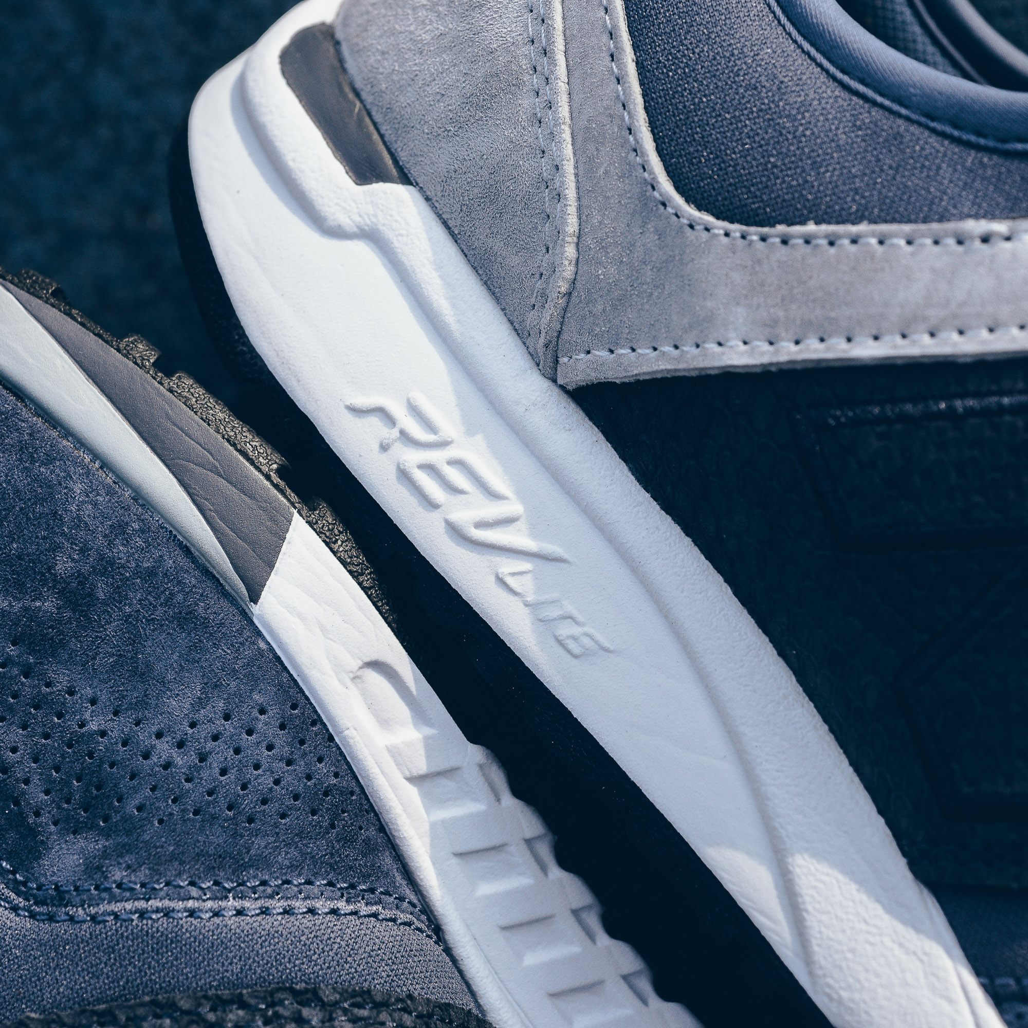 New Balance MRL247RN Navy/Grey // Available Now