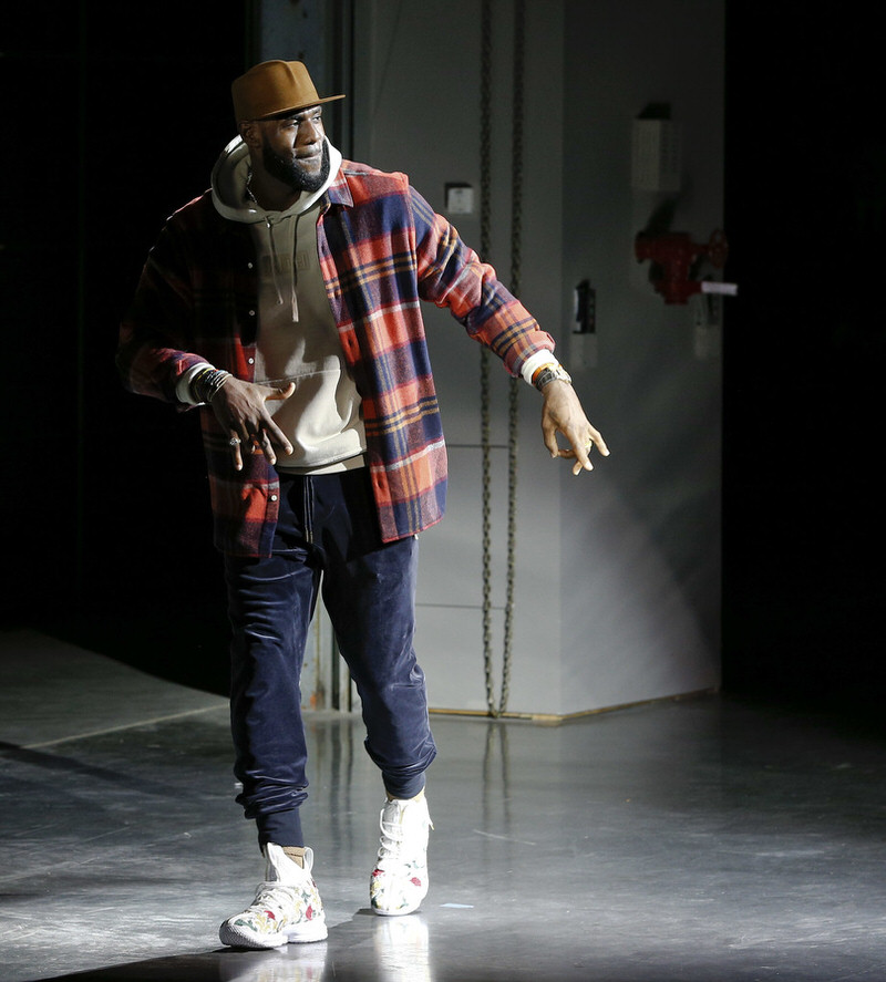 These Pictures Of LeBron James In Sweatpants Will Leave You