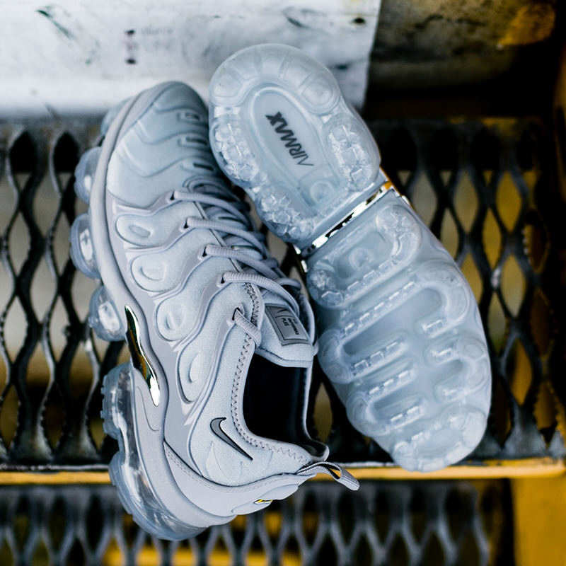 nike air vapormax plus wolf grey release date