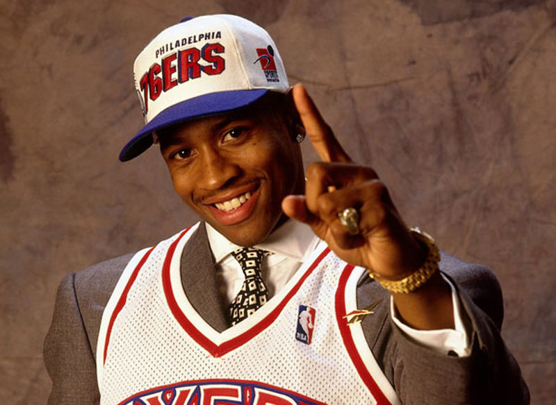 2001 Allen Iverson Philadelphia 76ers Sixers Nike Center Swoosh