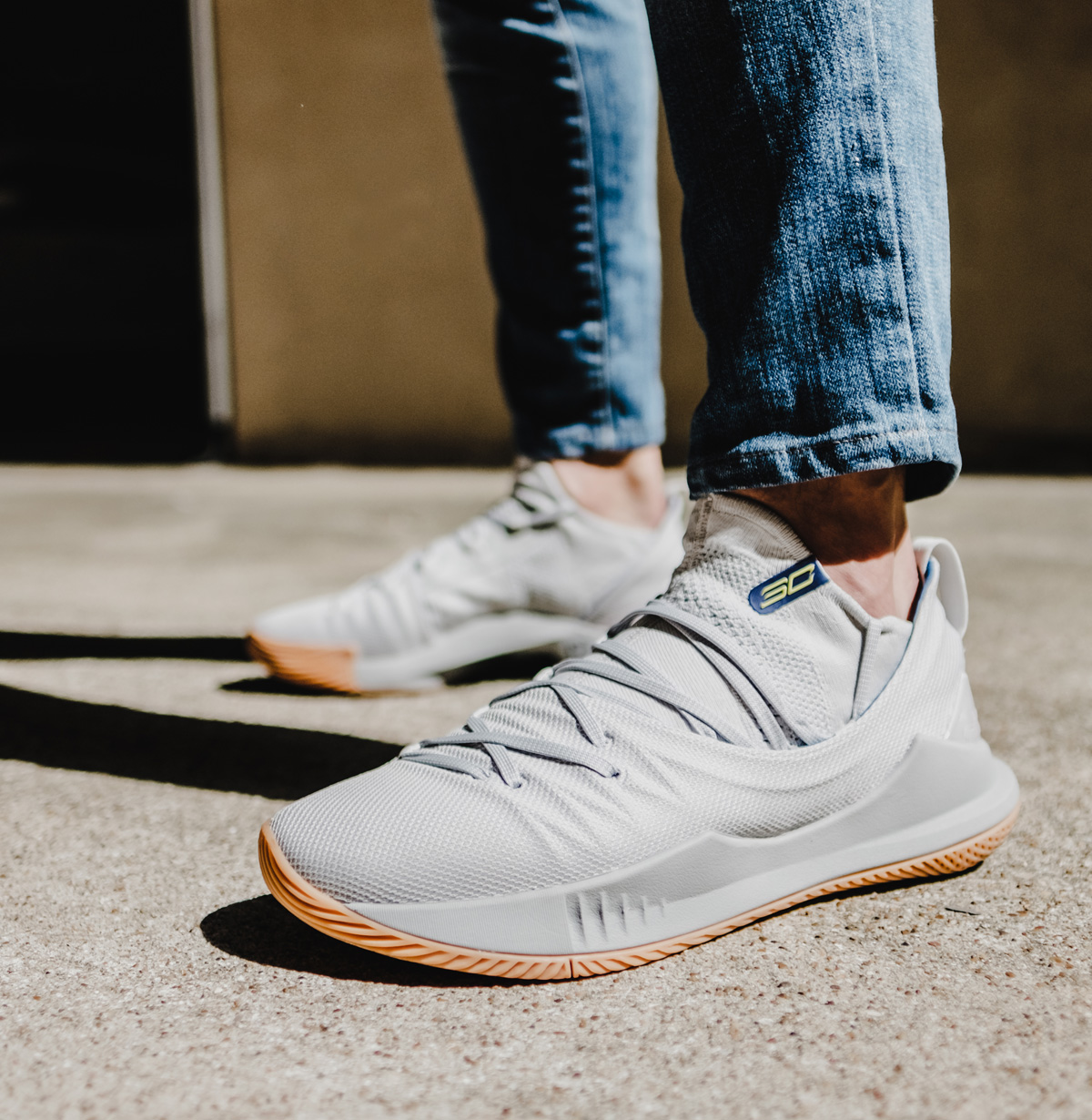 under armour curry 5 grey