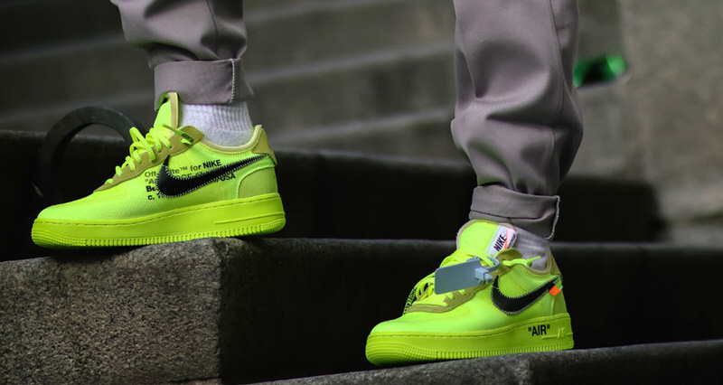 air force 1 off white volt on feet