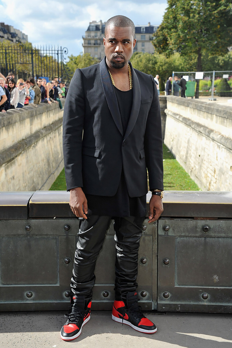 Kanye West Wears Air Jordan VI Black Red In First Runway
