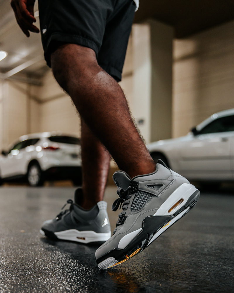 cool gray 4s on feet