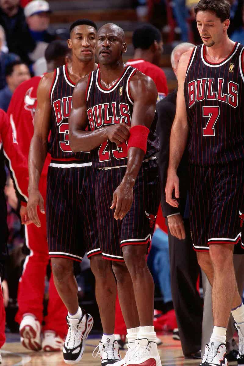 Rovell] This Week In 1995: Bulls unveil pinstripe jerseys : r