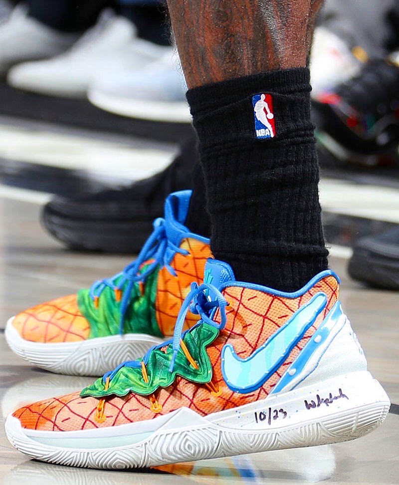 kyrie irving nike gold kyrie 5 pineapple house