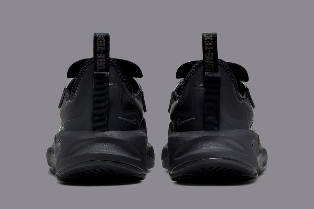 Nike React GORE-TEX “Triple Black” BQ4737-003 Release Date | Nice Kicks