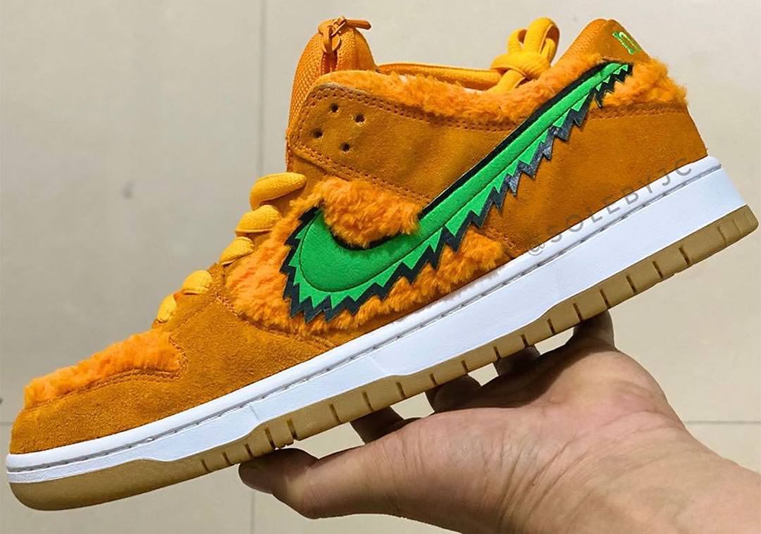 Grateful Dead Bears x Nike SB Dunk Low 