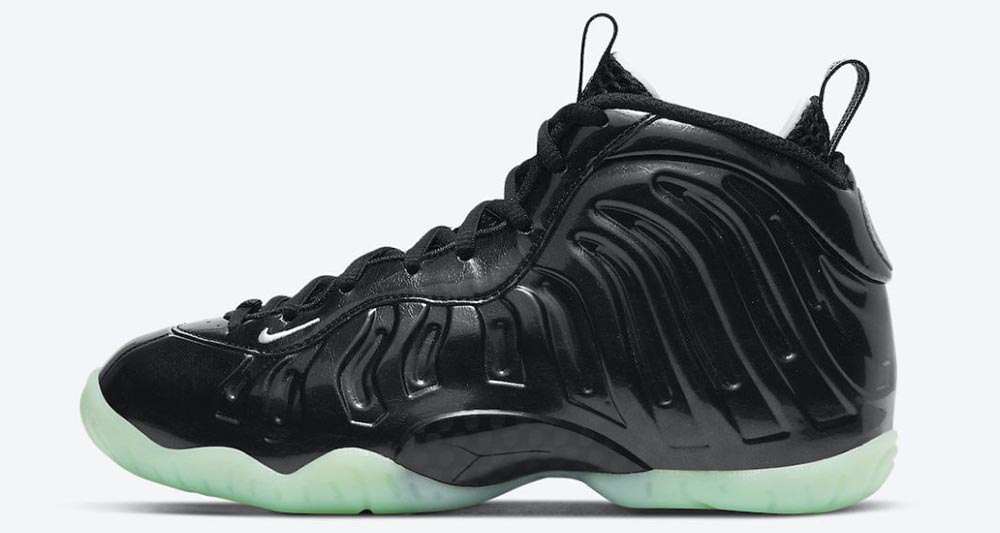 black and white foamposites release date