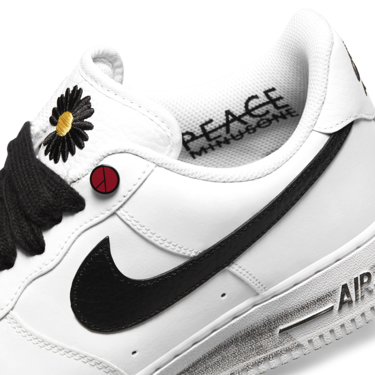 NIKE AIR FORCE 1 PARA NOISE 28.0 | angeloawards.com