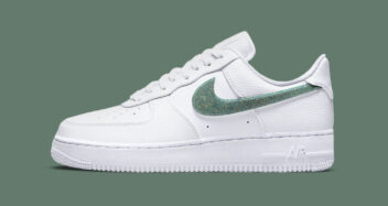 Nike Air Force 1 Low Glitter Swoosh DH4407 100 Release Date lead 352x187
