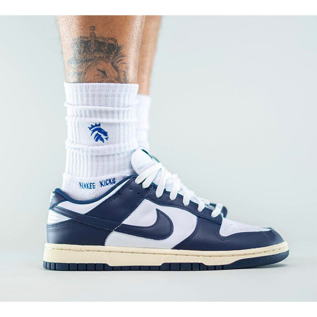 nike dunk low navy