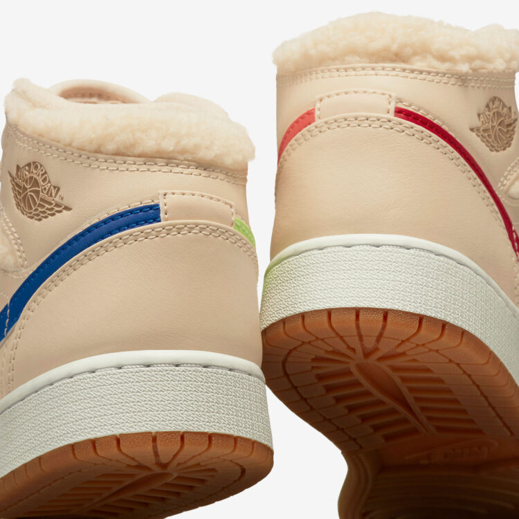 Nike Air Jordan 1 Mid Utility GS Multi Fleece size Pearl White DO2207-264