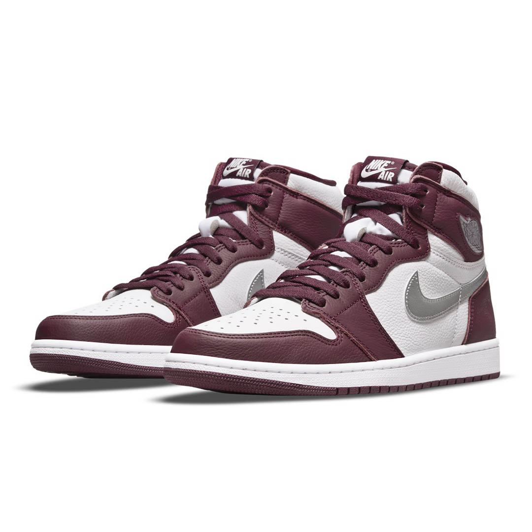 Air-Jordan-1-Retro-High-OG-Bordeaux-555088-611-22.jpg