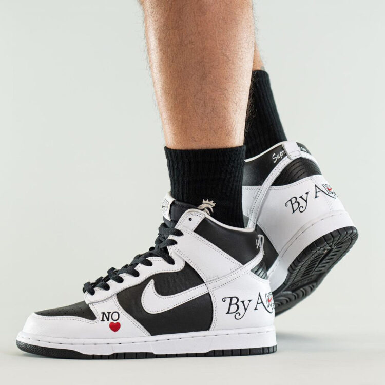 Supreme x Nike SB Dunk High By Any Means Black White DN3741-002 
