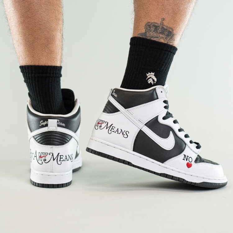 MasterChefIan on X: WORLDS FIRST LOOK Supreme x Nike SB Dunk High!!!  #Supreme #nike #dunk #high #sneakers  / X