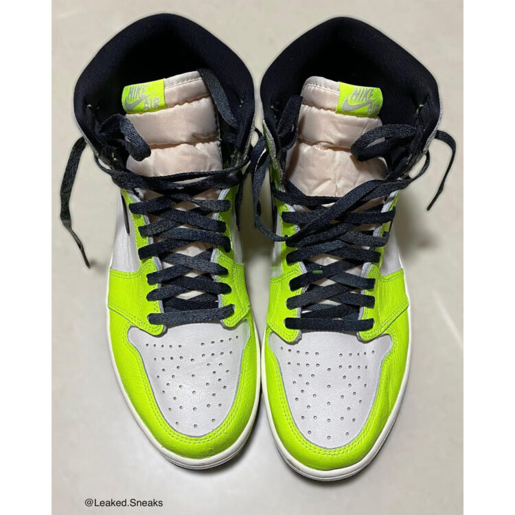 Air Jordan 1 High Og Volt 5550 702 Release Date Nice Kicks