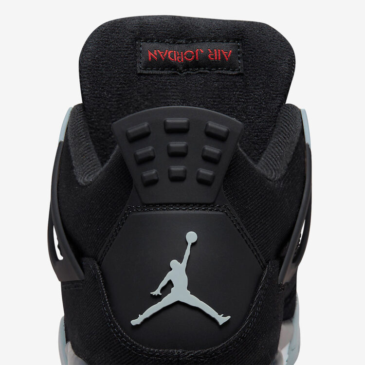 Foot Locker on X: Clean colors reign supreme 💯 The Jordan Retro 4 'Black  Canvas' launches 10/1 in men's & kid sizing. Reservations are open now  in the Foot Locker app and