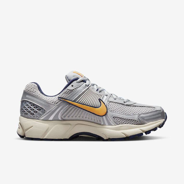 Nike Zoom Vomero 5 