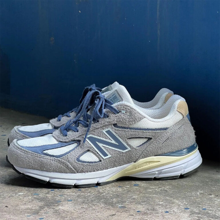 New Balance 990v4 