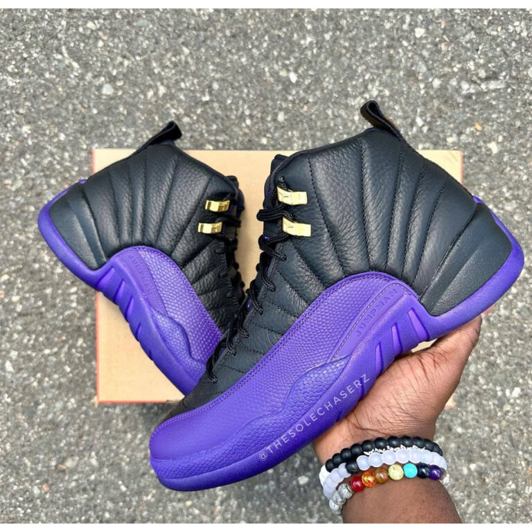 Air Jordan 12 