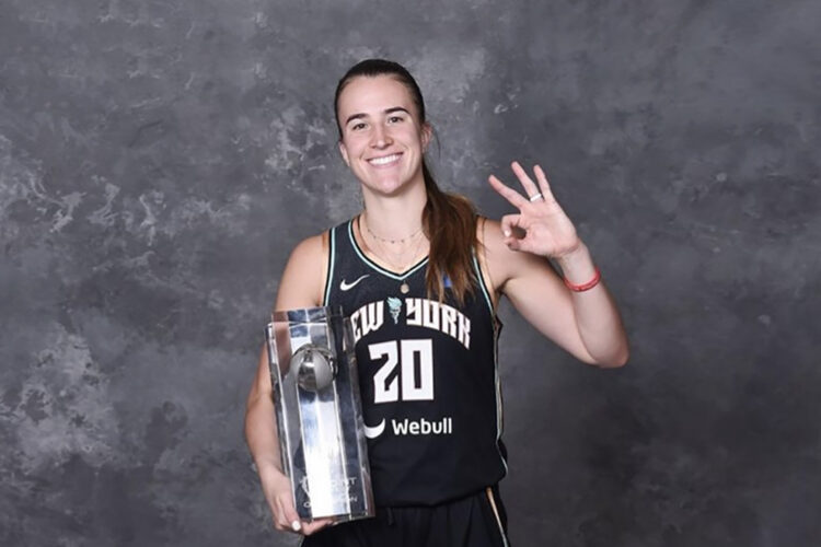 Sabrina Ionescu Beat The WNBA 3-Point Record | Nice Kicks