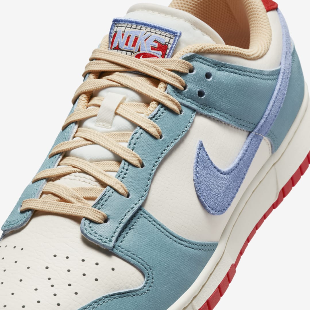 Nike trainers Dunk Low HJ9112-110