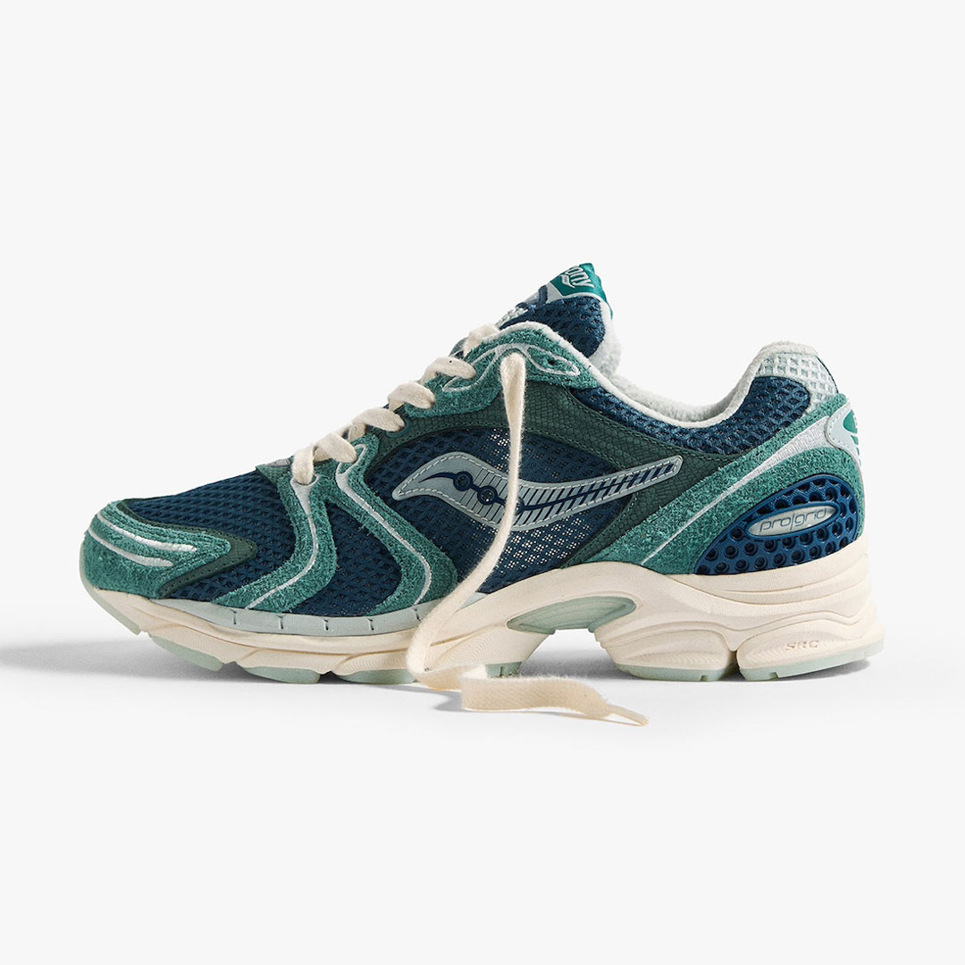 END. x Saucony ProGrid Triumph 4 "Nessie"