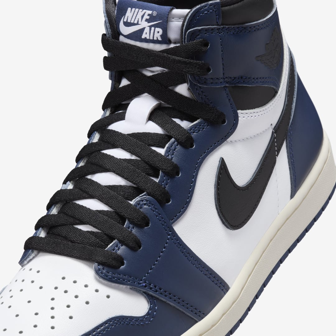 Air Jordan 1 High OG "Midnight Navy" DZ5485-401