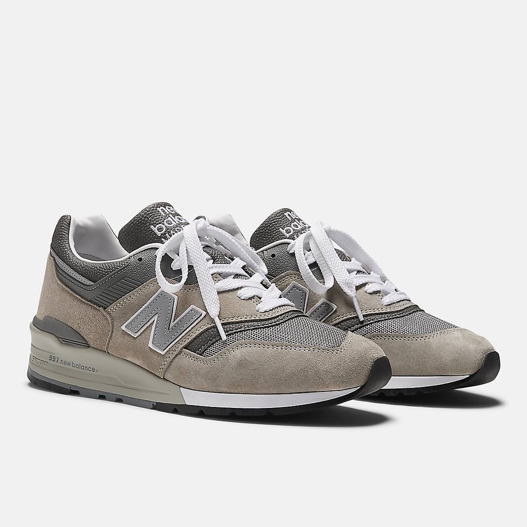 New balance grey 997 hotsell