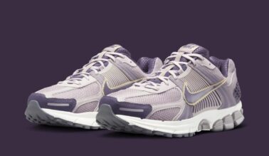 Nike Zoom Vomero 5 WMNS Platinum Violet HQ3643 019 01 378x219