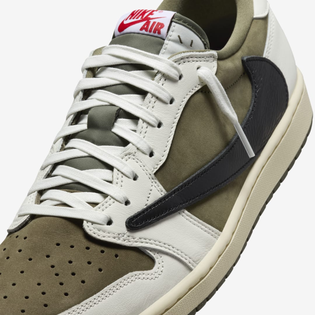 Travis Scott x Air Jordan 1 Low OG "Medium Olive" DM7866-200